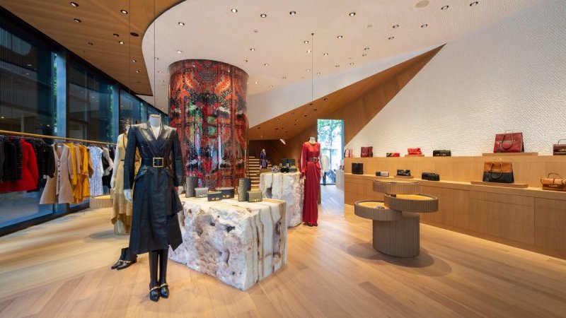 額装品/Exhibition Dante/アレキサンダー マックイーン 新品 Amazon.co.jp: ポスター アレキサンダー マックイーン Exhibition