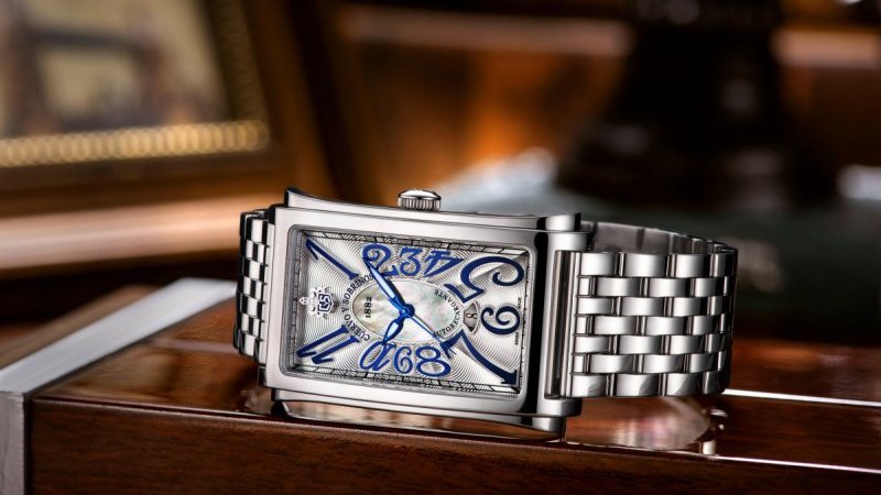 時を超えたクラシック、プロミネンテシリーズの個性豊かな2モデル