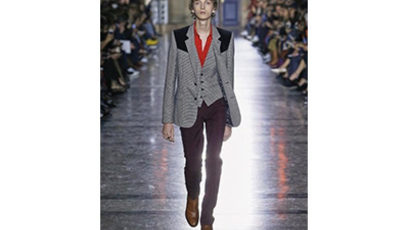 givenchynews_QXZlUzA_news_top-
