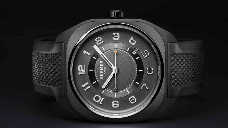 hermes_h08_FBFFU1U_news_top-