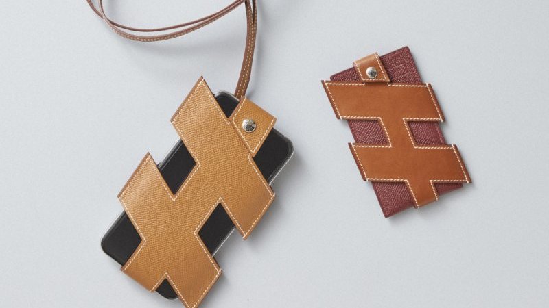 HERMES ケース レザー HERMES エルメス フォトケース レザー ブラック おすすめ