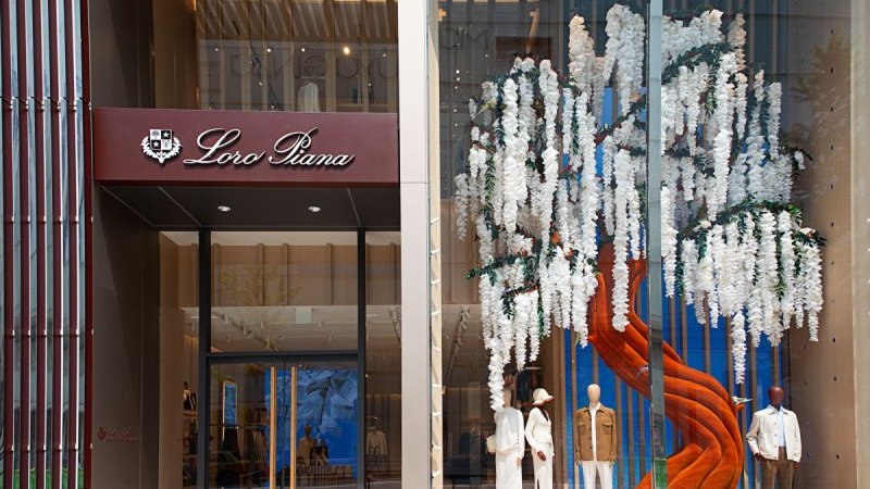loropiana_ginza_MhFXlWk_news_t