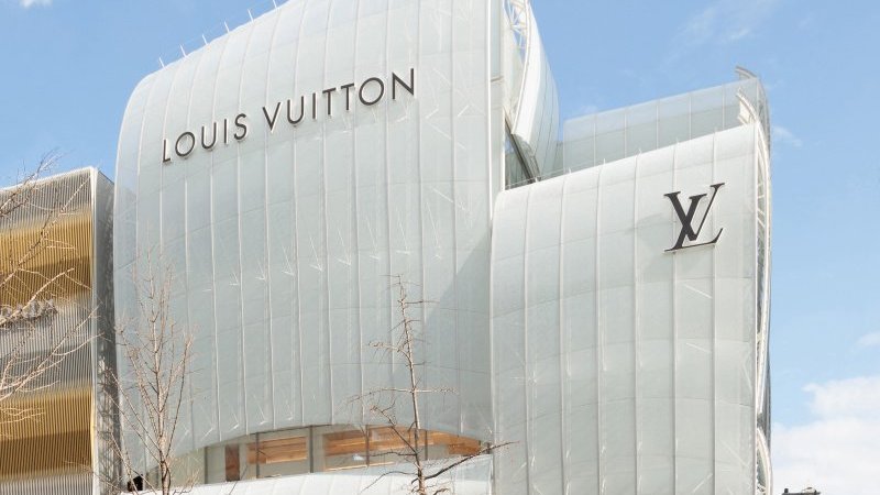 大阪に現れた国内最大級の新店舗、「ルイ・ヴィトン メゾン 大阪御堂筋