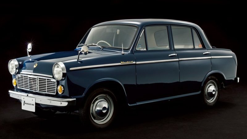 ダットサン ブルーバードUの誕生　46.8.　　日産自動車　ヤケシミ背傷み 日産自動車、伝説の名車を振り返る。【ブルーバード 1200 編