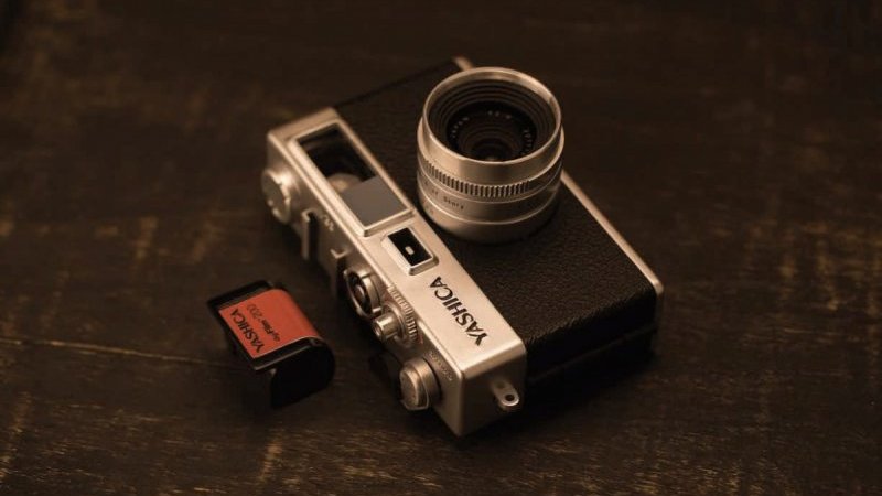 yashica-y35_F3QpBDE_news_top-