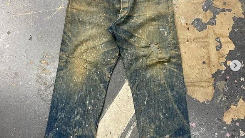 今でもはけるクオリティ…」廃坑から発掘したジーンズが、1,300万円で