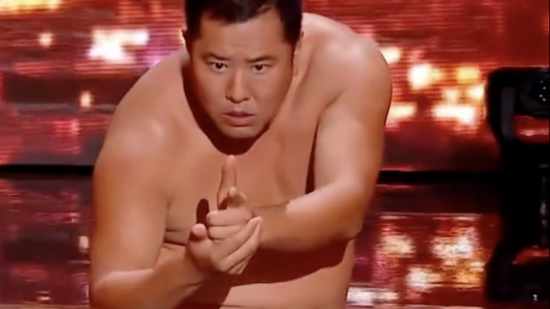 ボンジュール！」とにかく明るい安村がフランスに進出…審査員からの