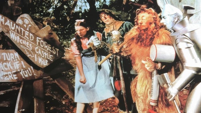 shutterstock_2487884803-thumb-