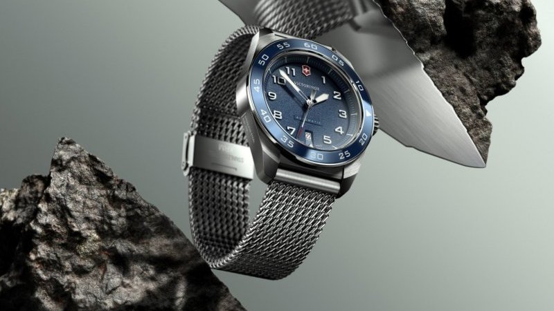 Victorinox Swiss Army タキメーター付 美品 電池切れ現状渡