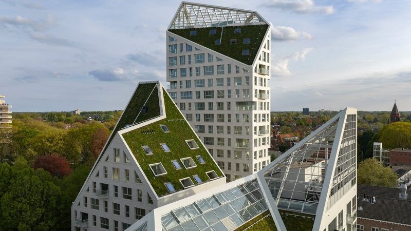 洋書◆オランダの街づくり写真集 本 建築 建物 設計 風景 山脈のような集合住宅】街に誕生した「新しい山」が圧巻だった｜Pen Online