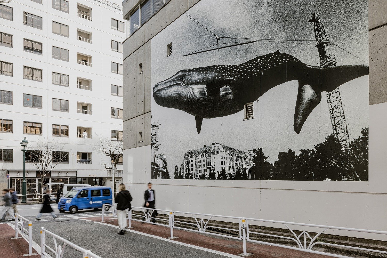 渋谷に幅9メートルの巨大クジラが出現！ 一時退避場所を知らせる新たな