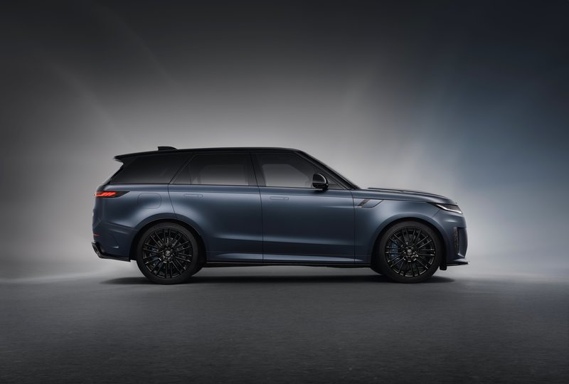 001_RANGE_ROVER_SPORT_SV_EDITION_TWO_25MY_BLUE_NEBULA.jpg