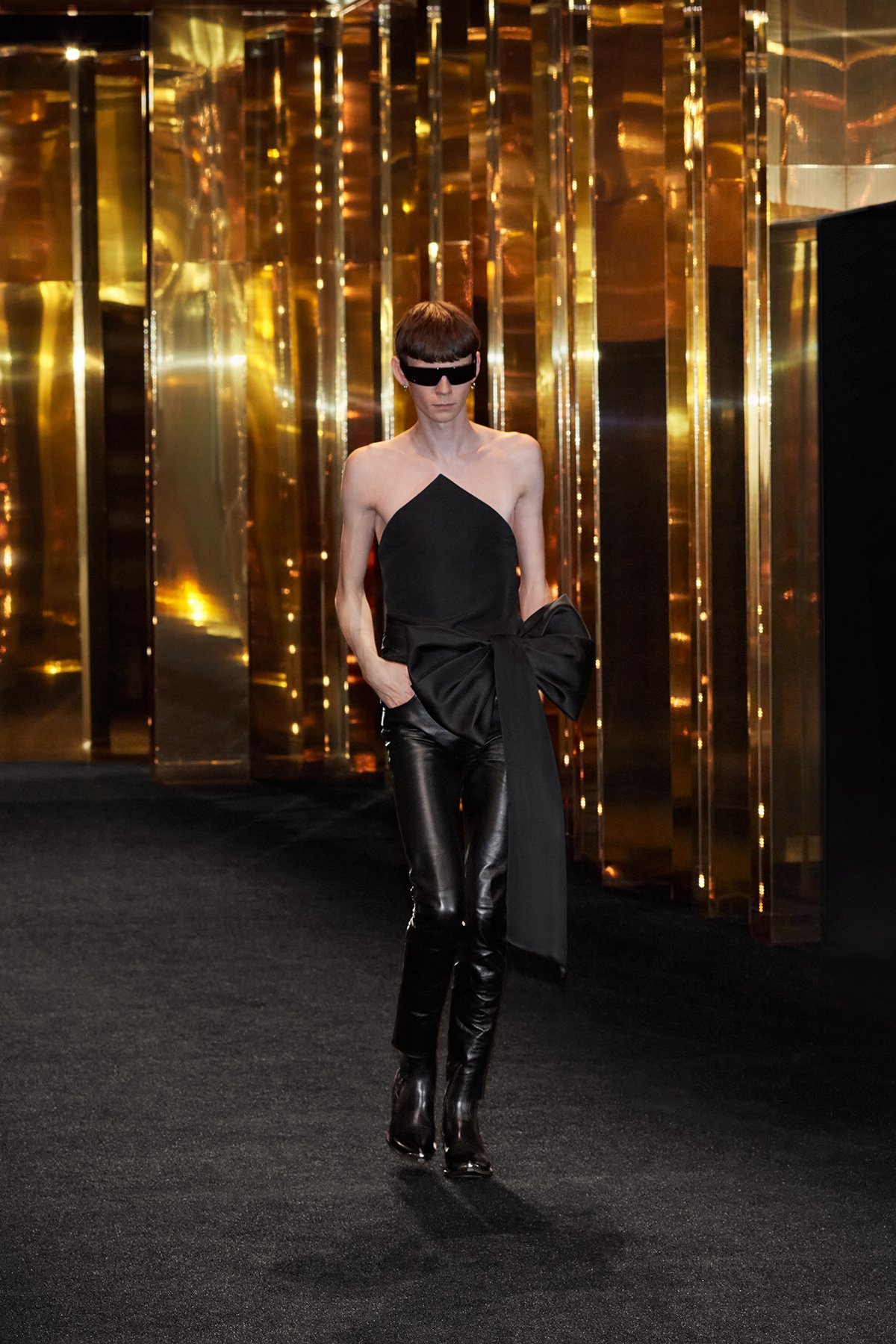 CELINE_MEN_SUMMER_24_LOOK_09_A_WEB.jpg