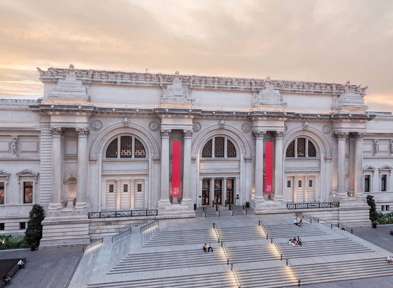 vca_08_The Metropolitan Museum of Art, New York (Exterior)_©Courtesy of The Met.jpg
