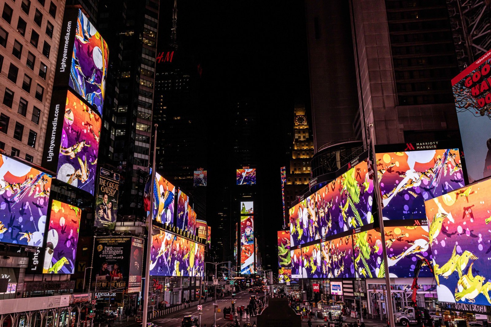 クレジット表記 Photo(s) by Michael Hull courtesy of Times Square Arts_5s.jpg