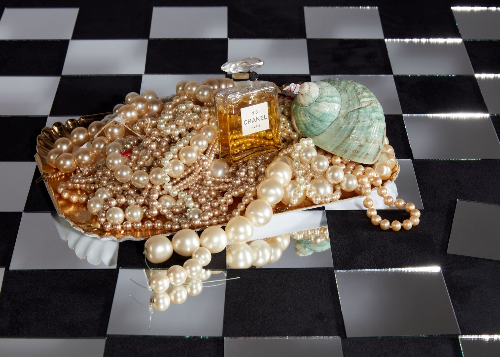 06_(c)CHANEL_Roe Ethridge.jpg