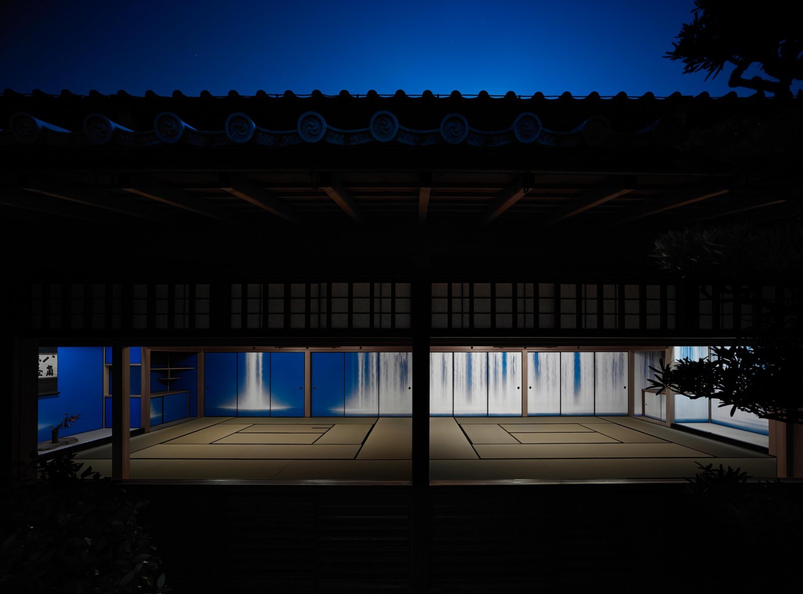 ④千住博『滝』１.jpg
