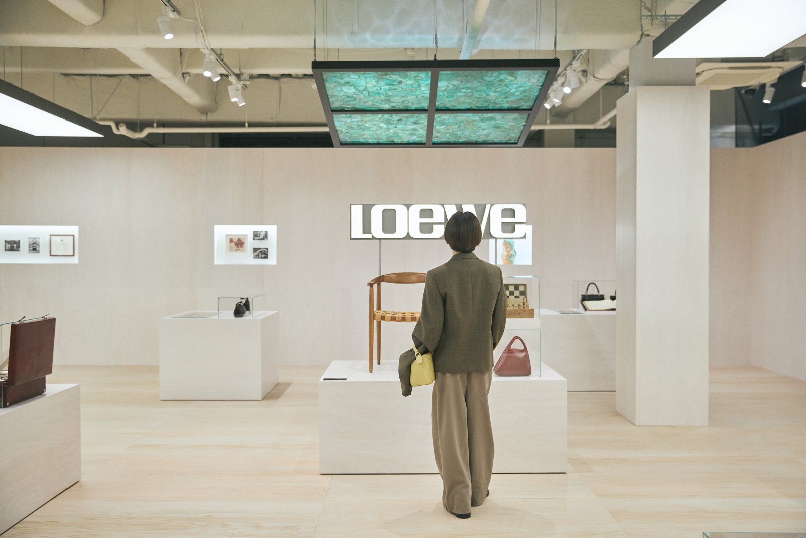 2025_0325_pen loewe32006.jpg