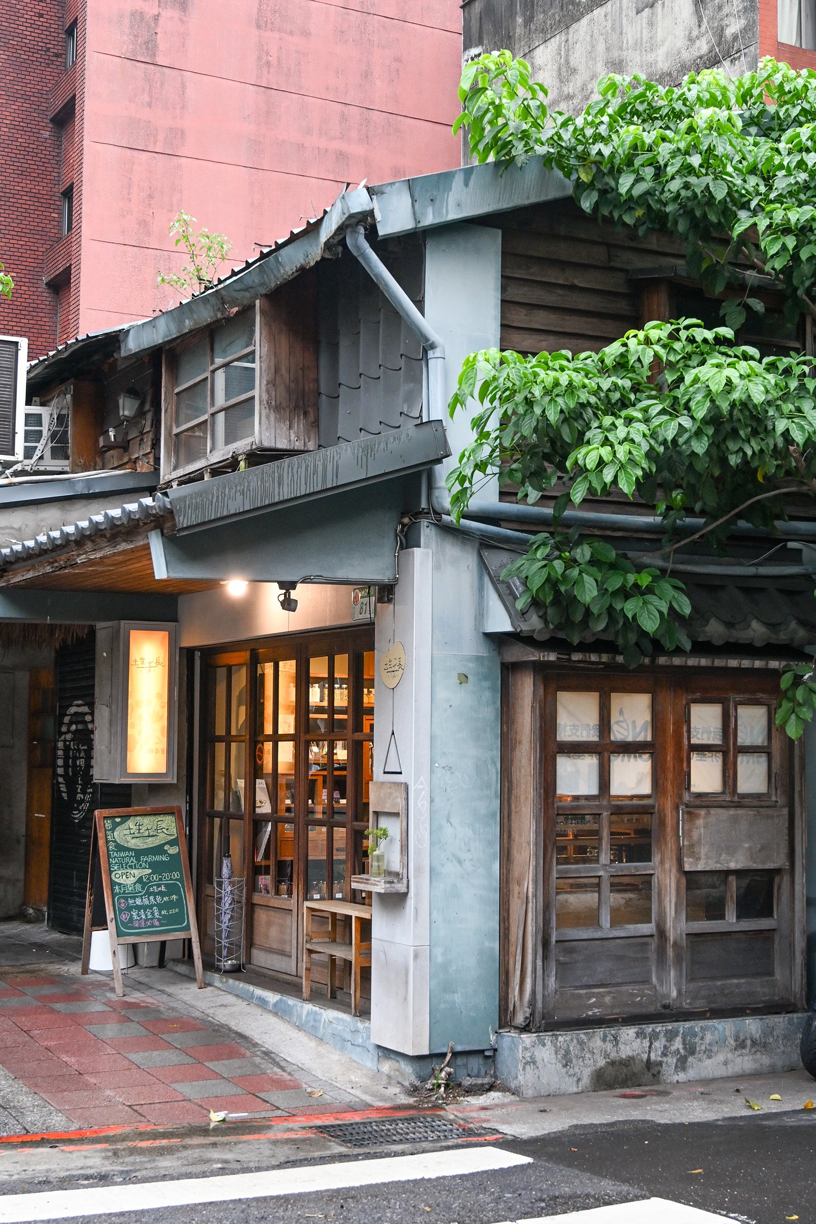 19_S260330_3563lr.jpg