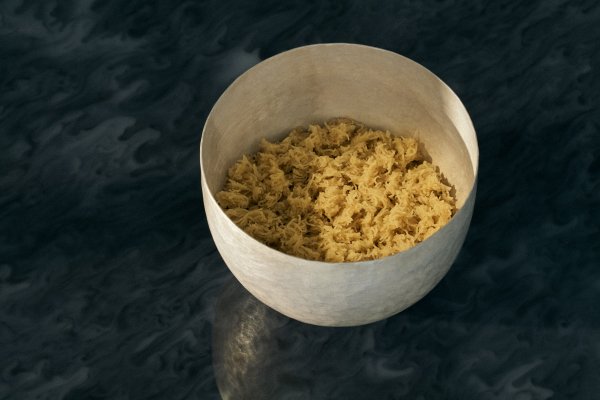 永遠 丹波栗と山栗の羊羹と金工の器.jpg
