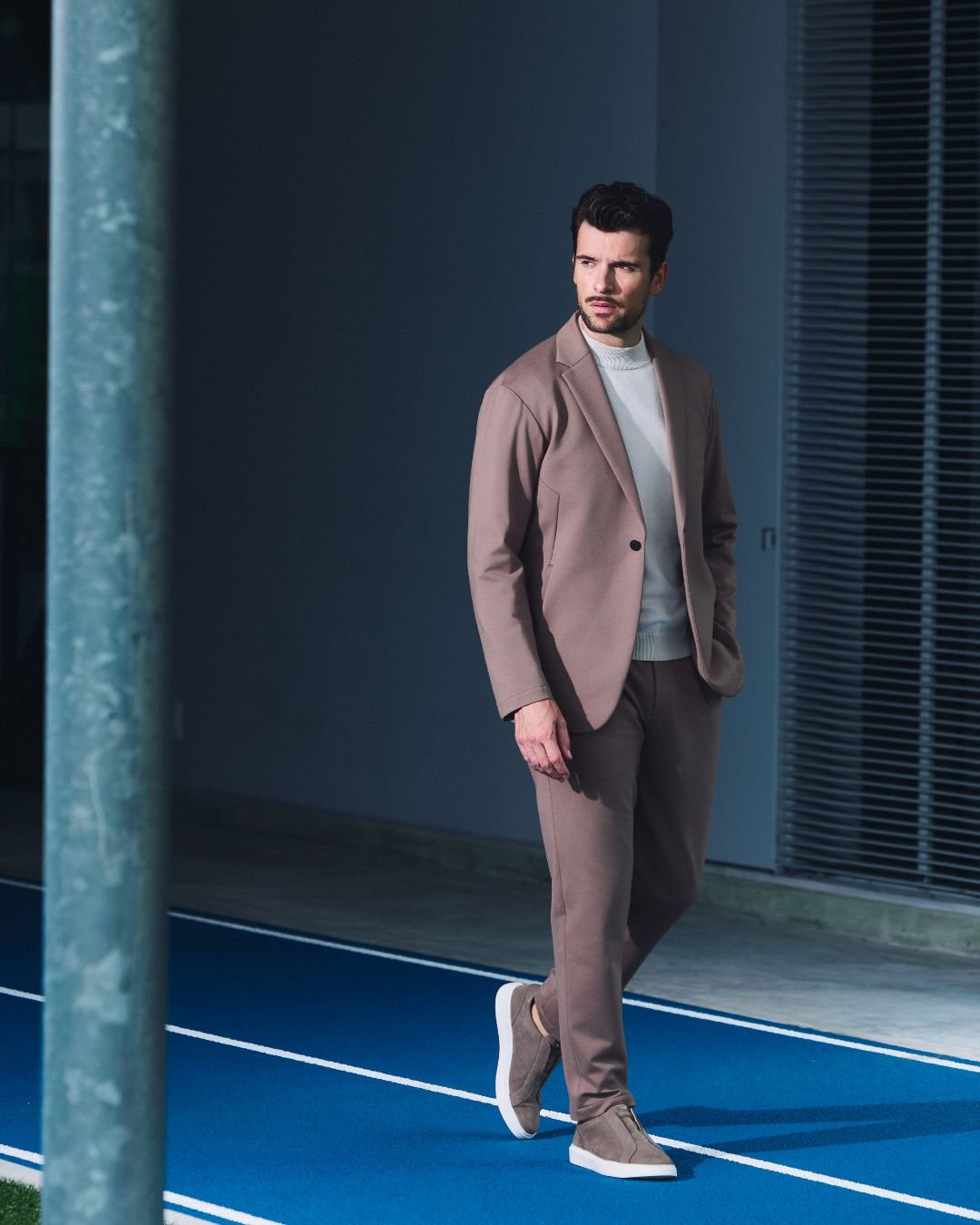 MIZUNO DYNAMOTION FIT SETUP JACKET.jpg