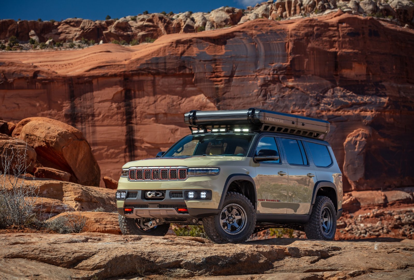 14_Grand Wagoneer Overland Concept .jpg