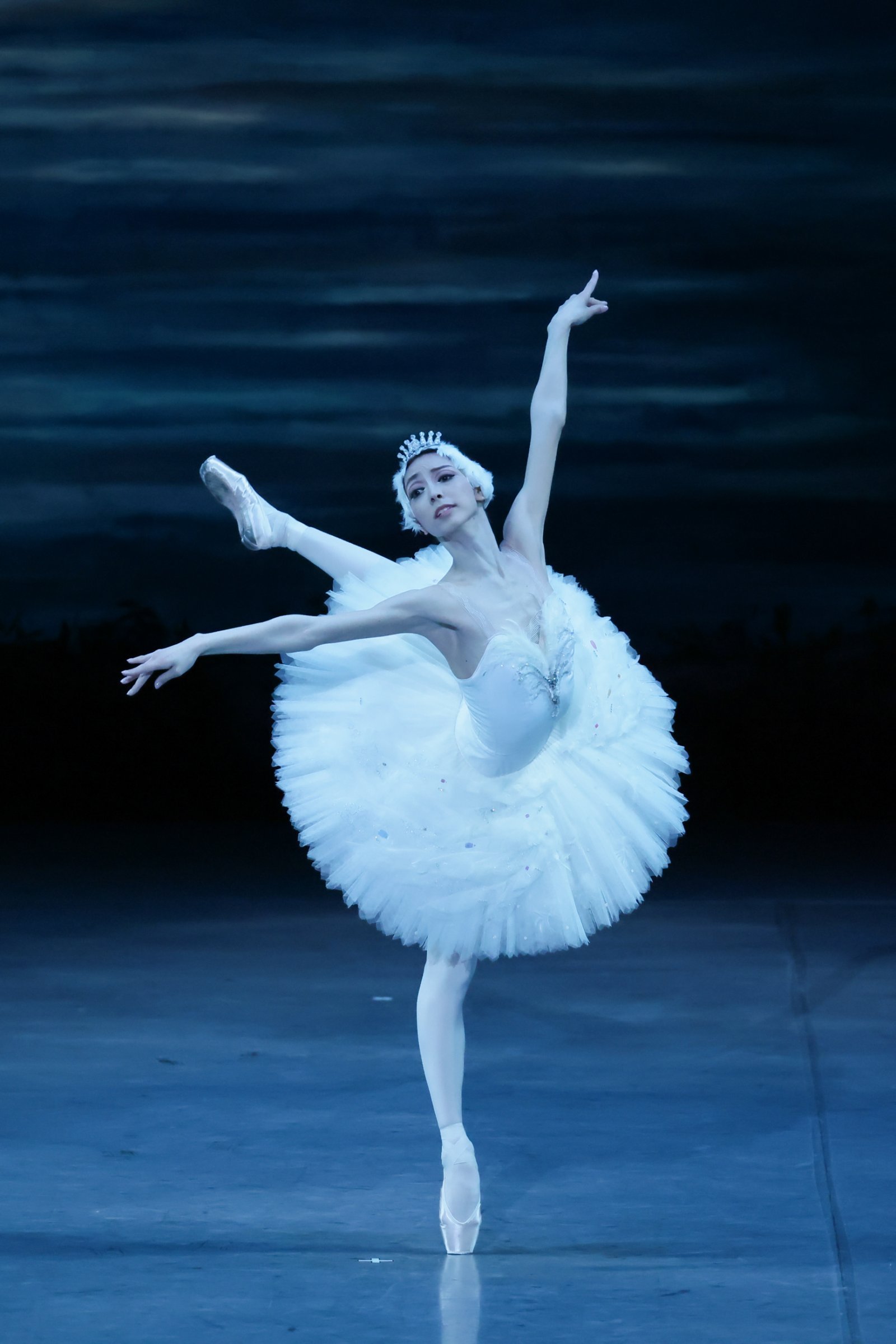 20220219_Swan Lake__Act2_Kanako Oki_249A1750_photo_Kiyonori Hasegawa.jpg