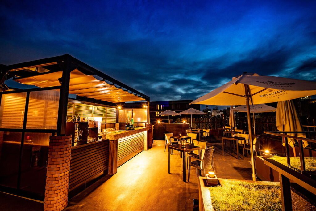 220513-rooftopbar-1-1024x682.jpeg