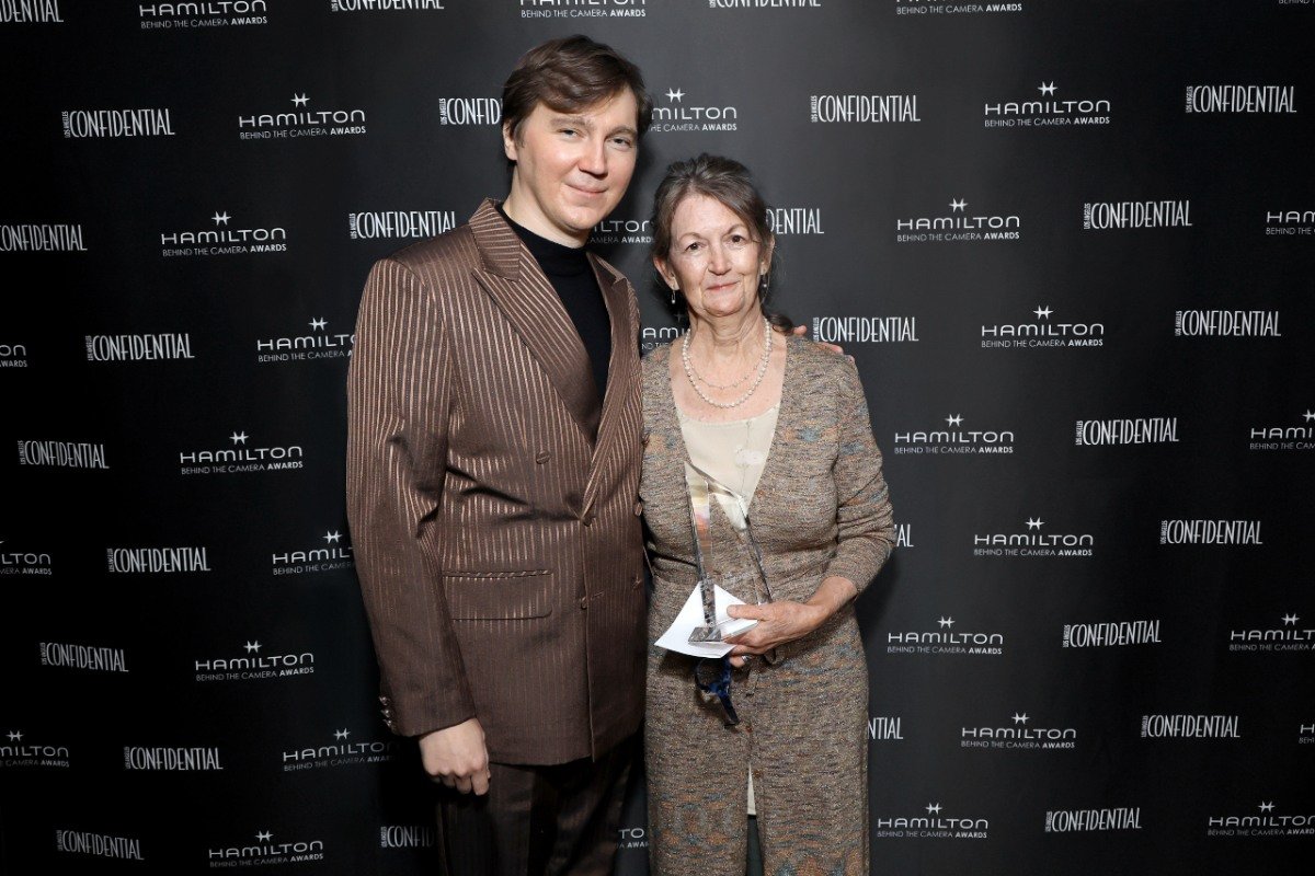 2211_PEN_Hamilton Behind the Camera Awards 2022_02_Paul Dano and Karen O_Hara.jpg