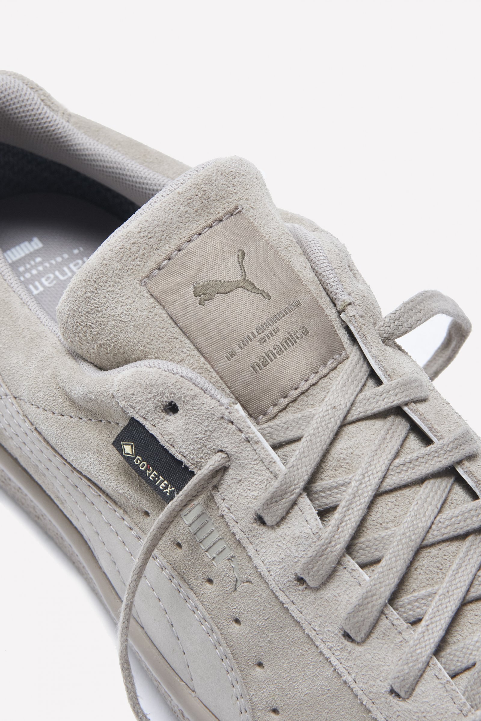 22AW_SP_SELECT_Suede-VTG-GTX-Nanamica_0570_RGB.jpg