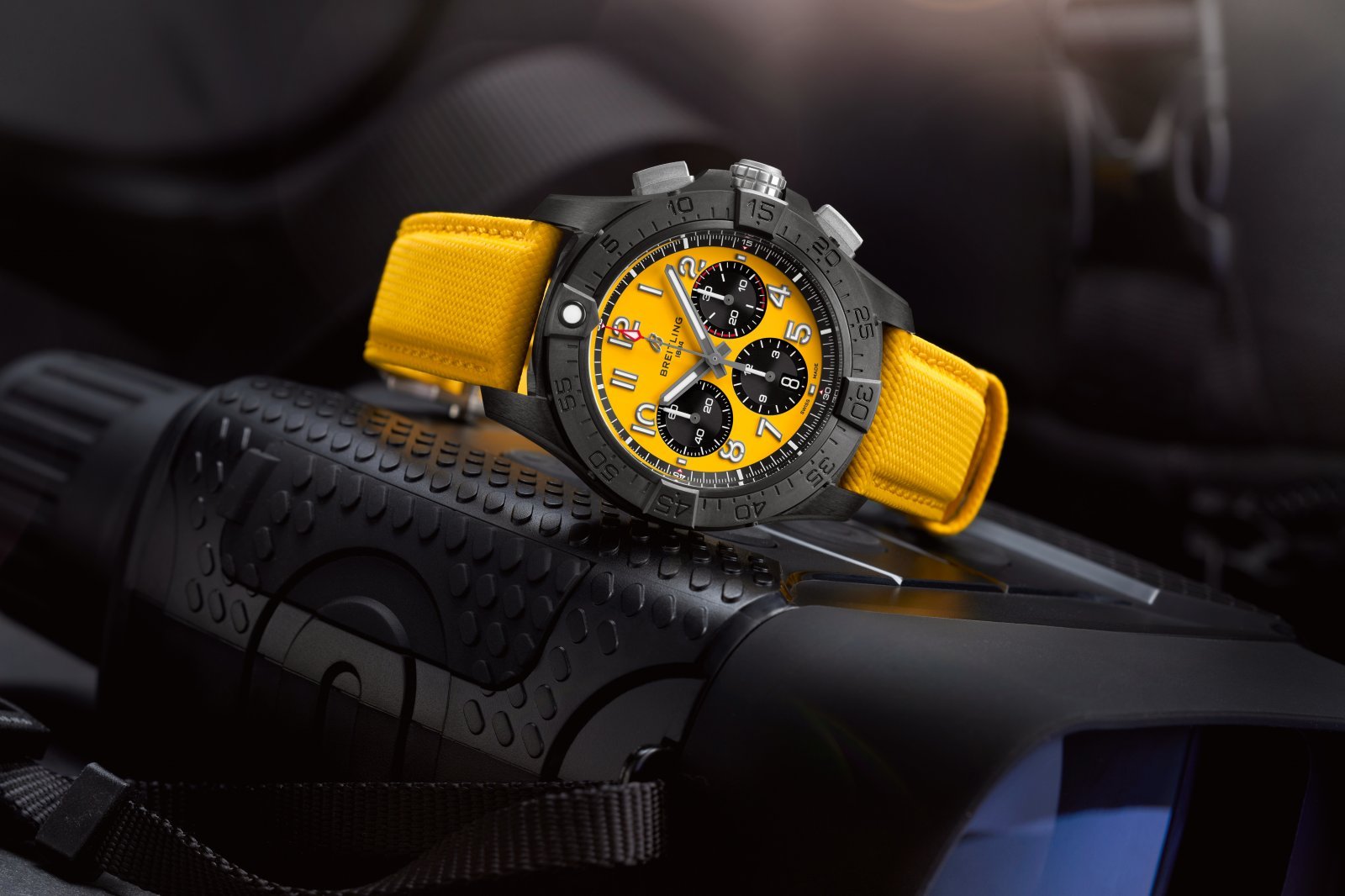 22_Breitling Avenger B01 Chronograph 44 Night Mission_Ref. SB0147101i1X1_RGB.jpg