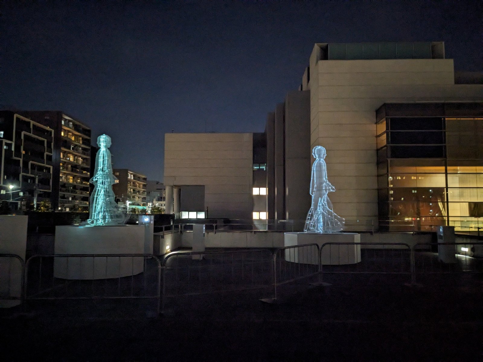 GOTO_outside02 2.jpg