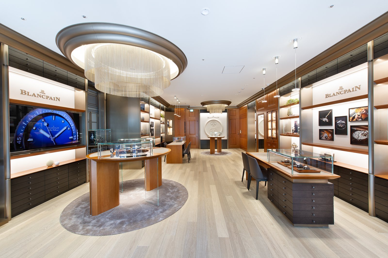 blancpain_09_SHINSAIBASHI Boutique-012.jpg