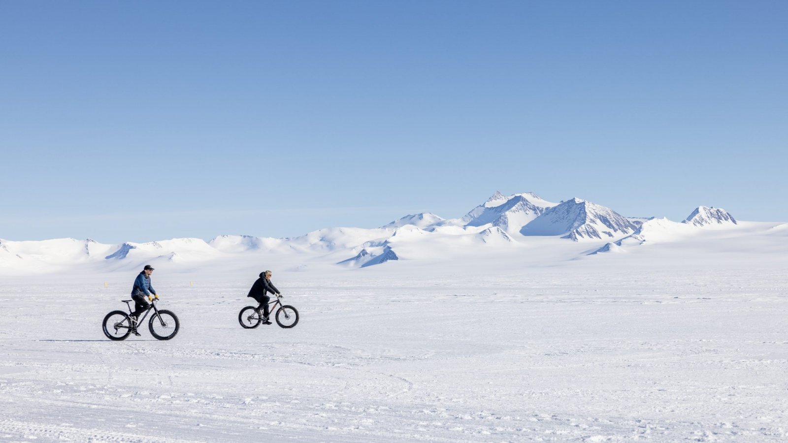 26)Union-Glacier-2022-273255-by-christopher-michel-12-31-22--scaled.jpg