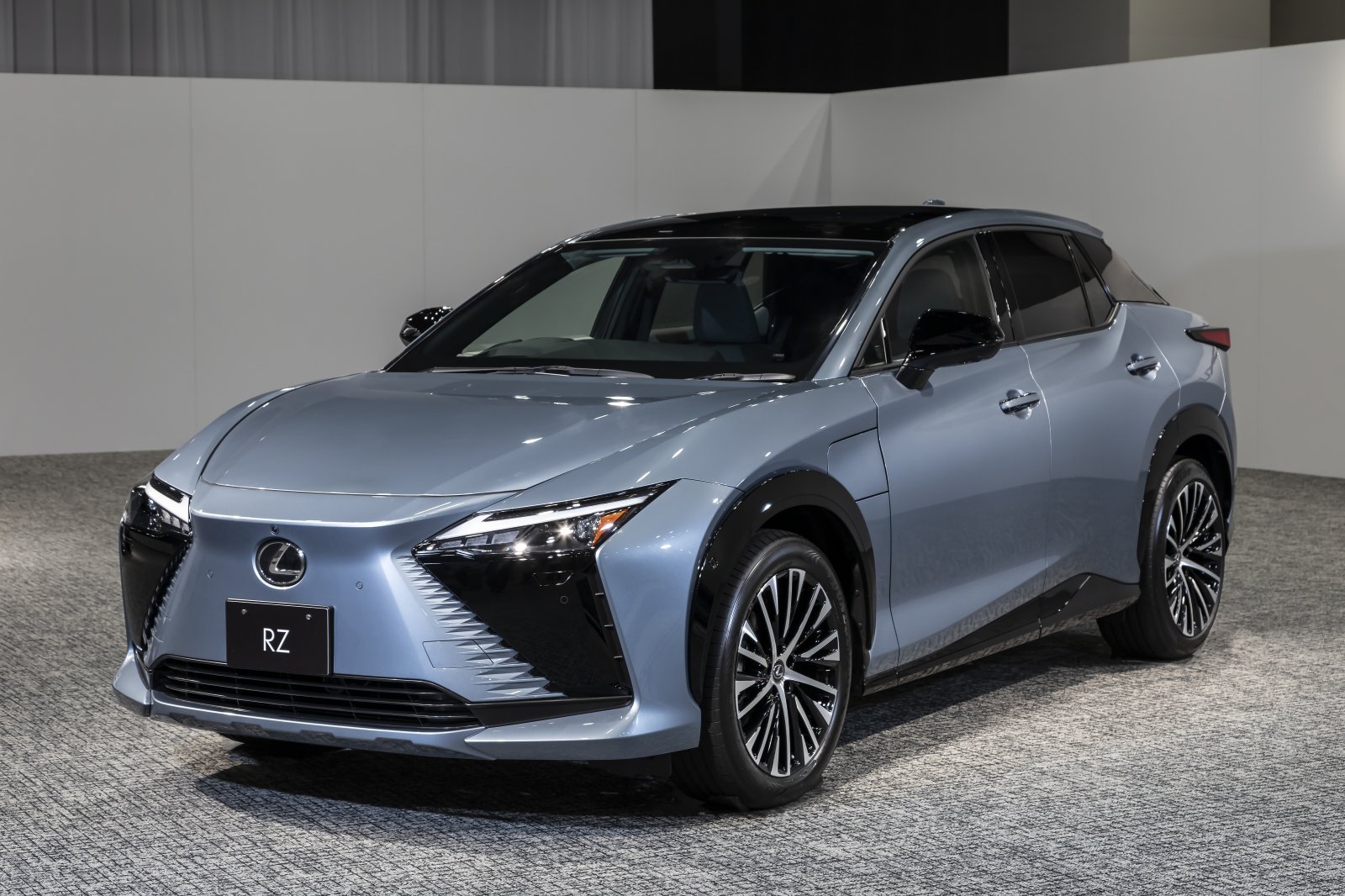LEXUS 09のコピー.jpg