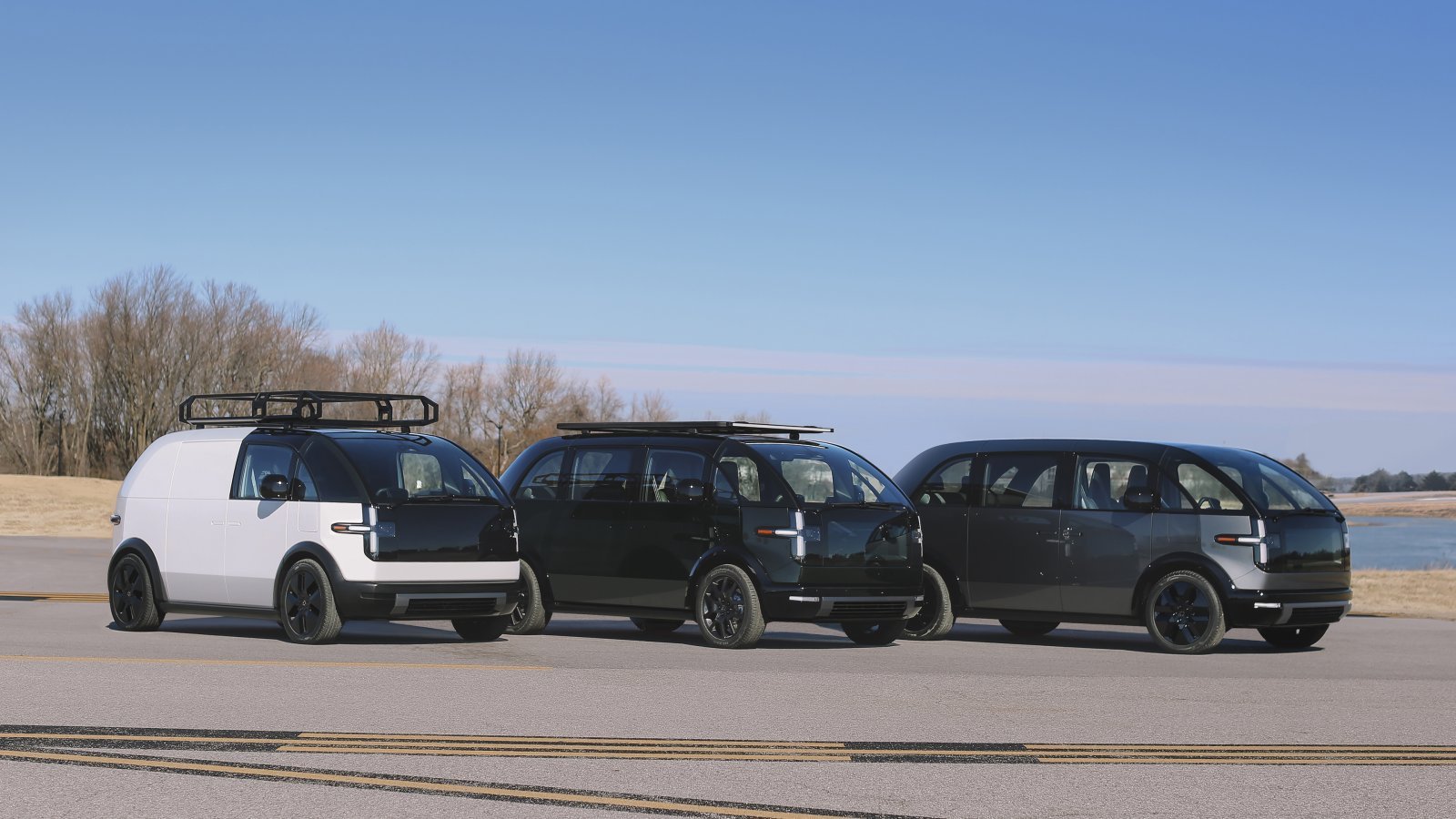 Canoo_LifestyleVehicle_Family_AR_OK_05.jpg