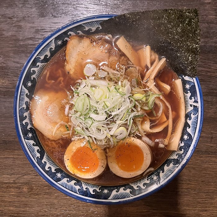 ビームスジャパン鈴木修司_高山ラーメン.jpg