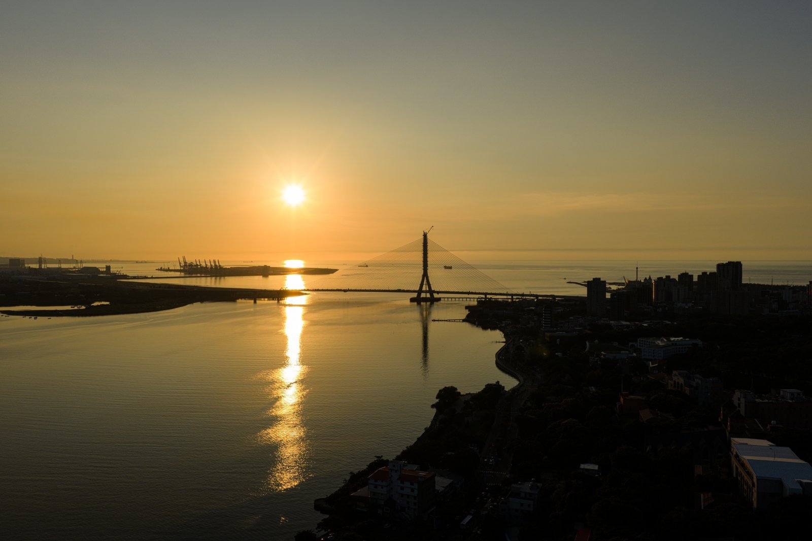 16_ZHA_Danjiang Bridge_Photography by Paddy Chao.jpg