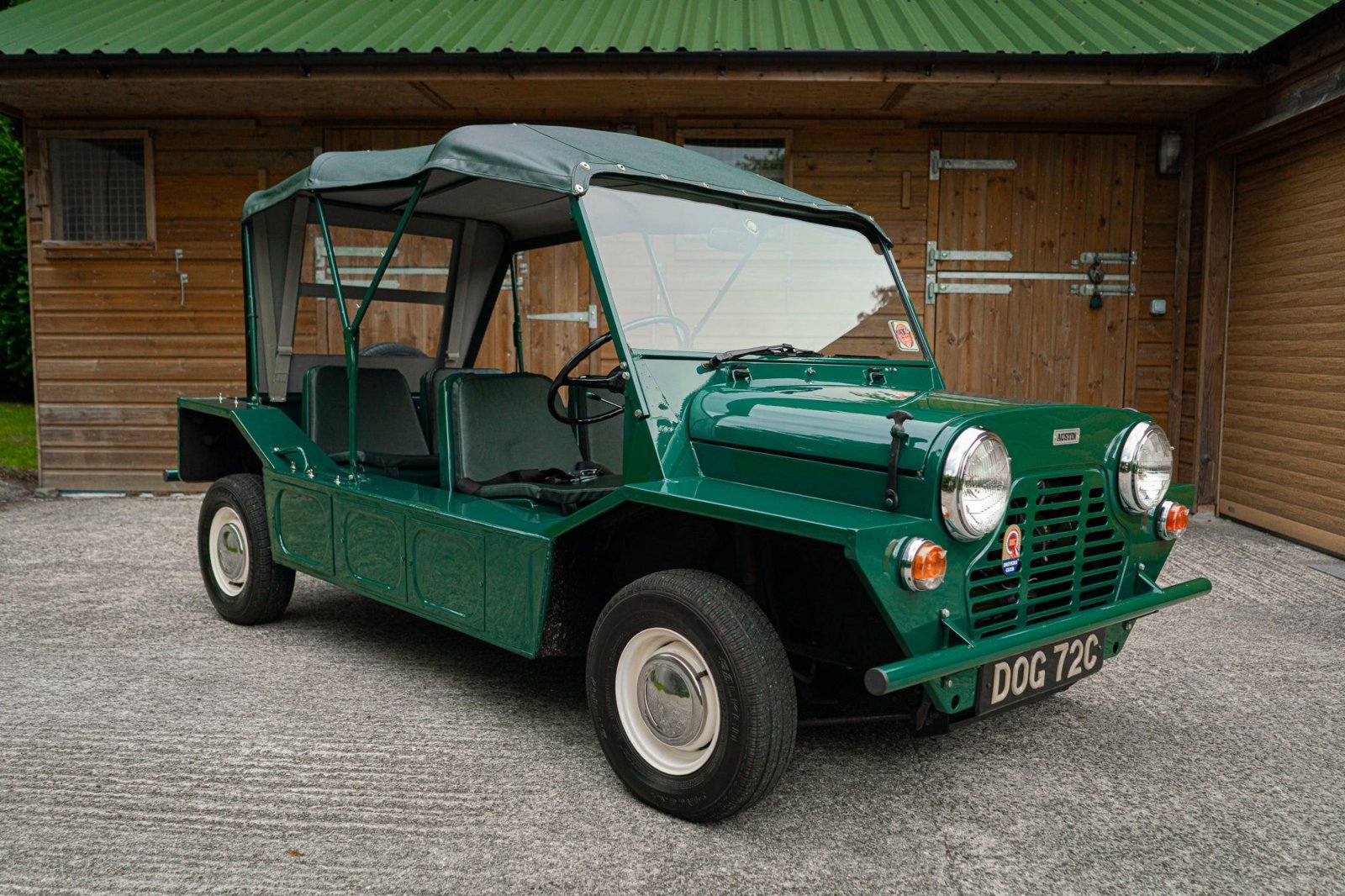1965_Austin_Mini_Moke.jpg