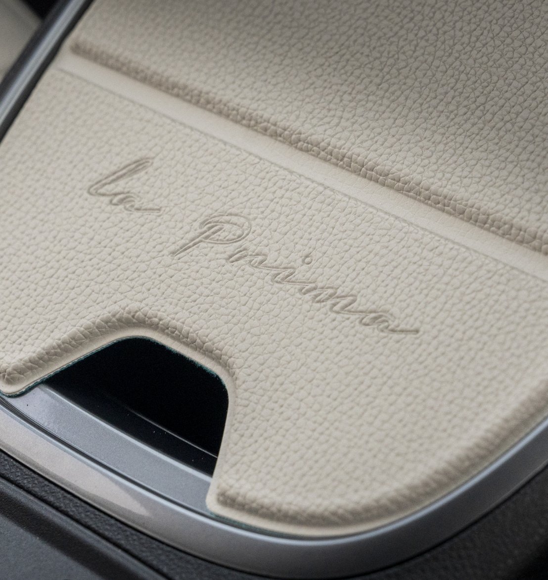 センターコンソールパッド.jpg