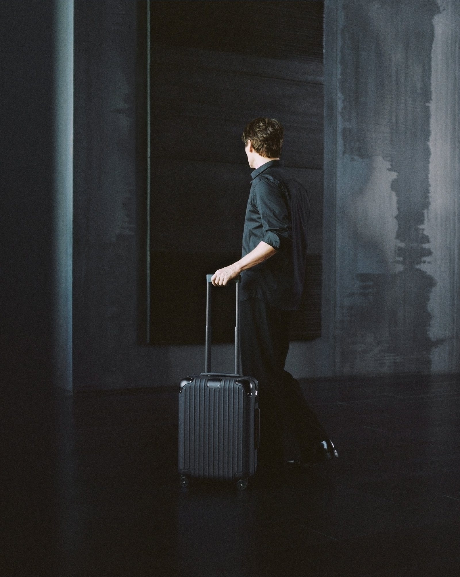 RIMOWA_Distinct_Cabin_BeautyShoot_JackDay_MuseeSoulages (1).jpg