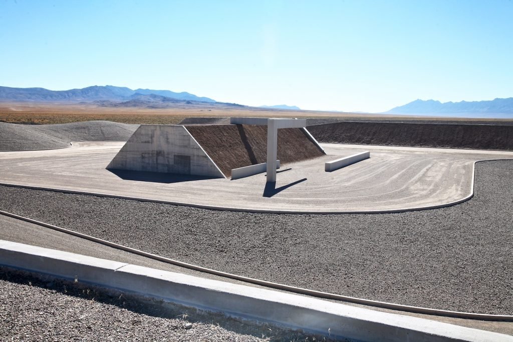 08.-Complex-One-City-1970-to-Present-©Michael-Heizer-photo-Mary-Converse-1024x683.jpg