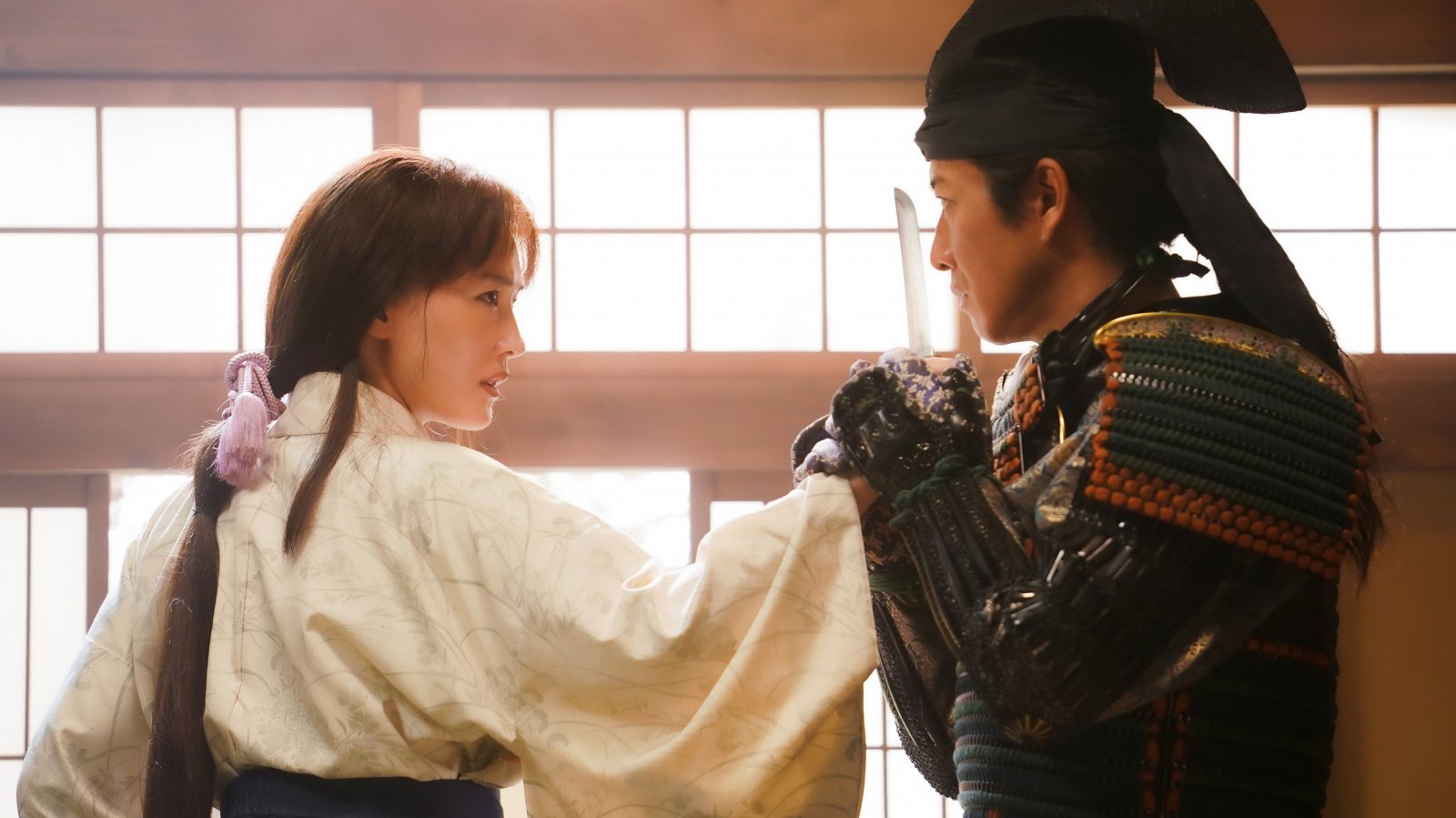 【WEB使用OK】『レジェンド&バタフライ』場面写真①.jpg