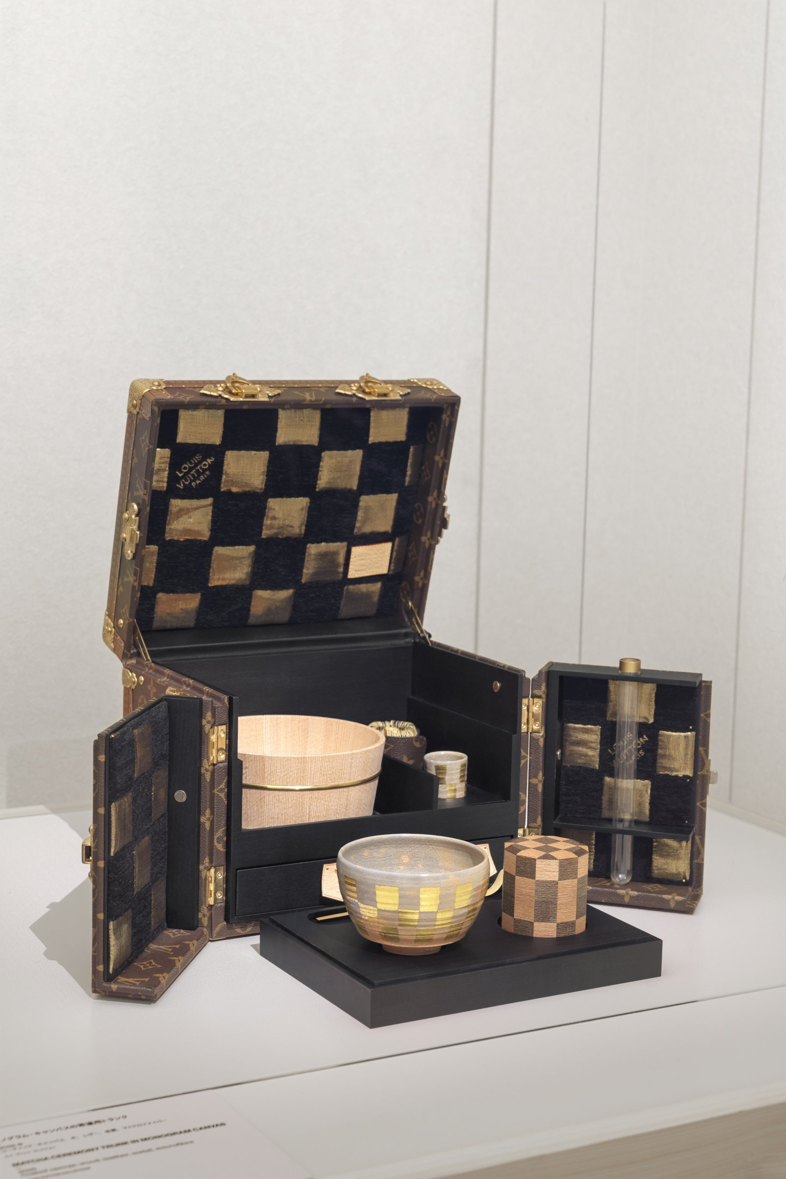 VJ Louis Vuitton and Japan focus 2 @Jeremie Souteyrat_Louis Vuitton.jpg
