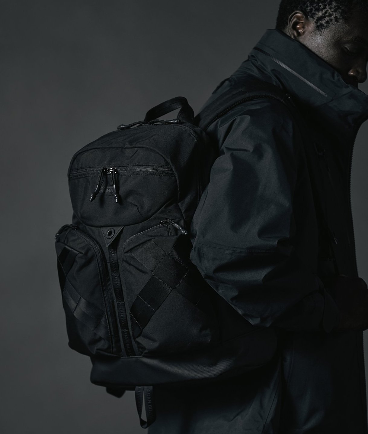 White Mountaineering×BRIEFINGのコラボ商品