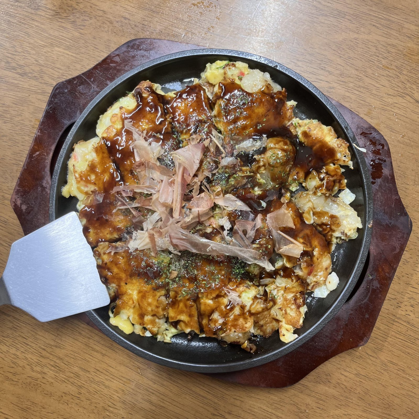 ホルモンお好み焼き.jpg