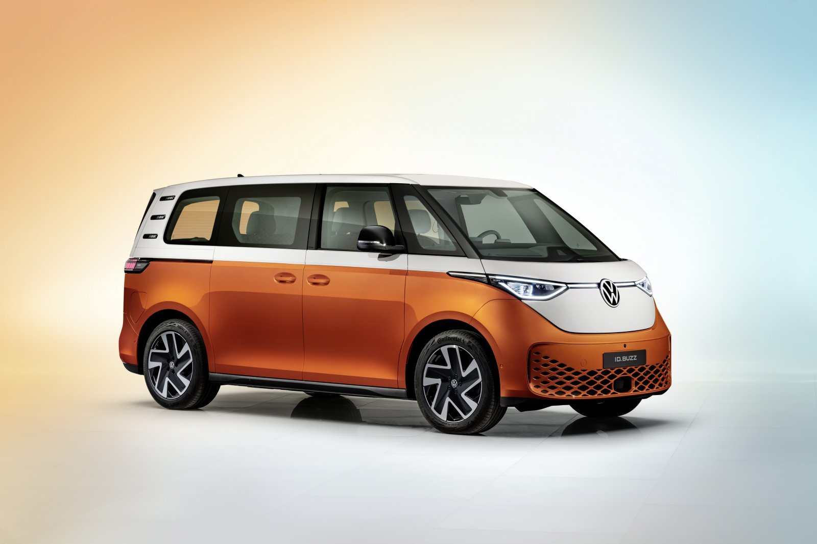 ID.Buzz_Exterior(1)のコピー.jpg