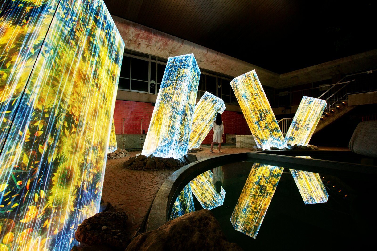 10_Main_Megaliths in the Bath House Ruins_nightのコピー.jpg
