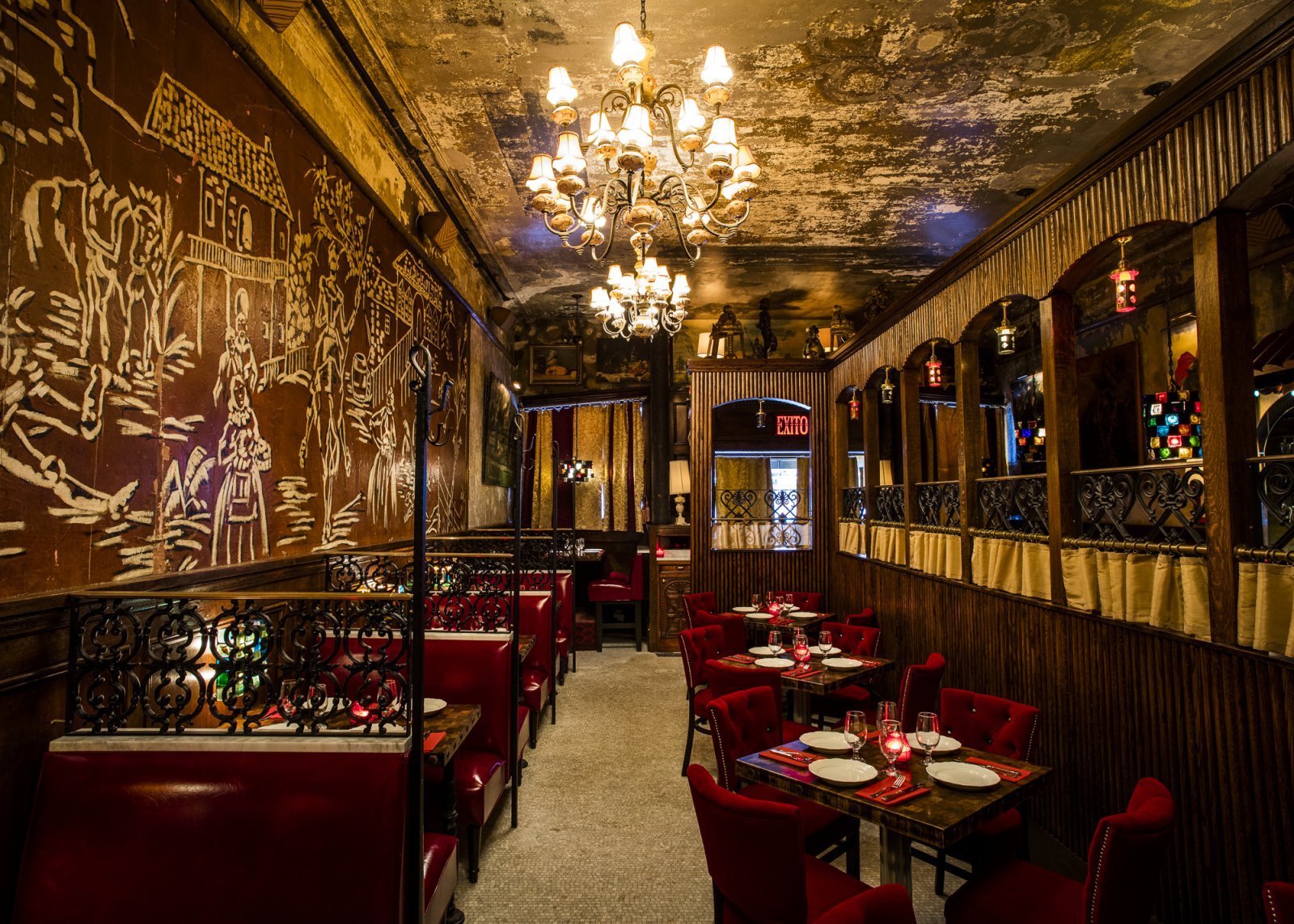 6-ニューヨーク_ElQuijote_Dining Room_credit Eric Medsker.jpg