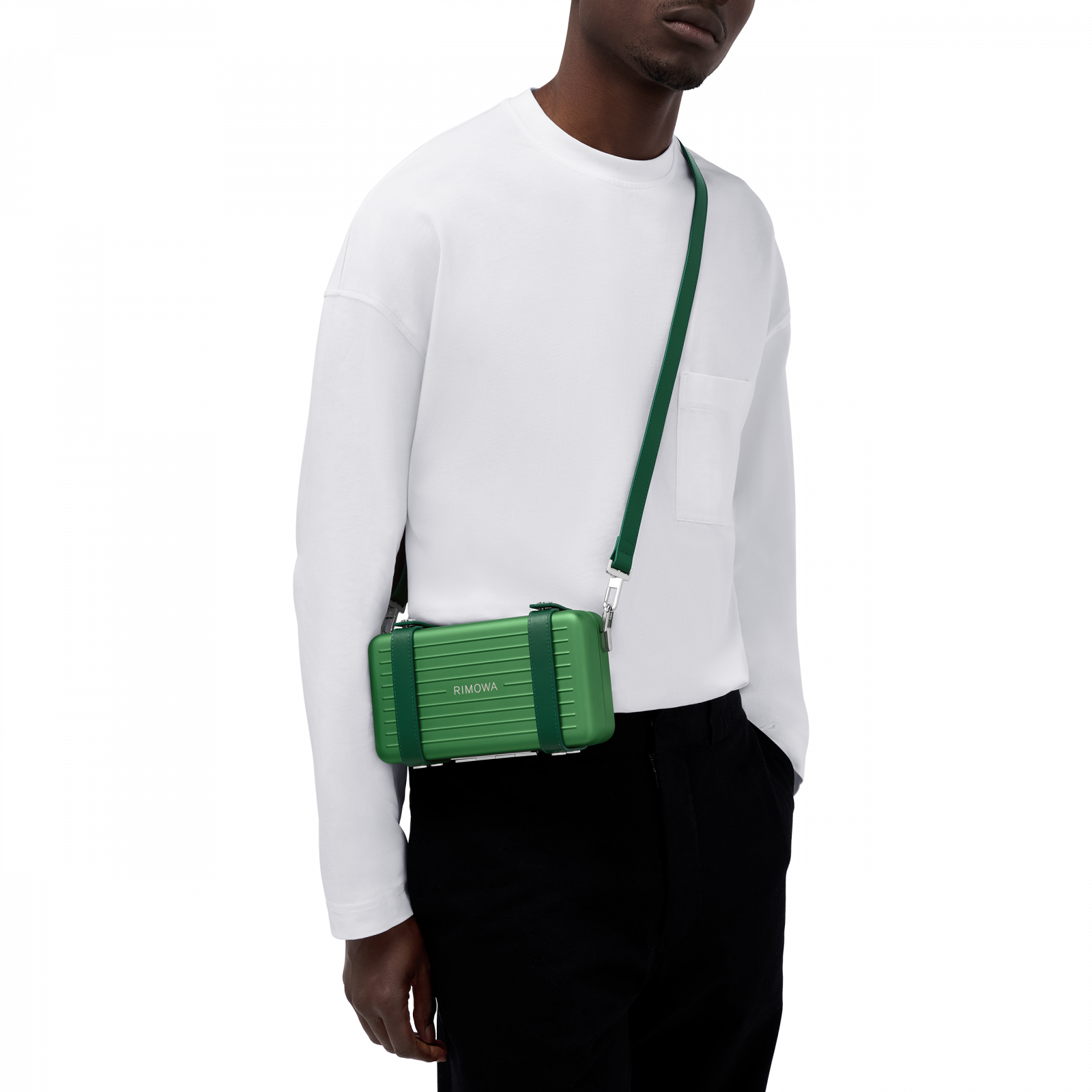 99090015_06_PERSONAL_EMERALD_MAN_CROSSBODY_PDP.png